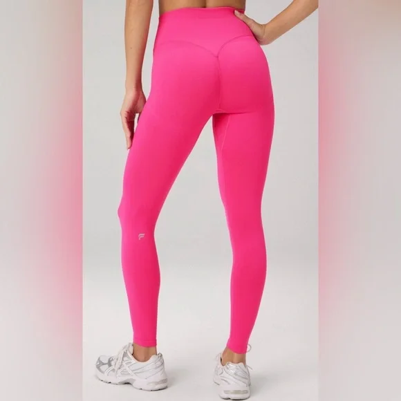 Fabletics High-Waisted Seamless Scrunch TLC Legging | Pink Crush | XS | NWT - Picture 4 of 12
